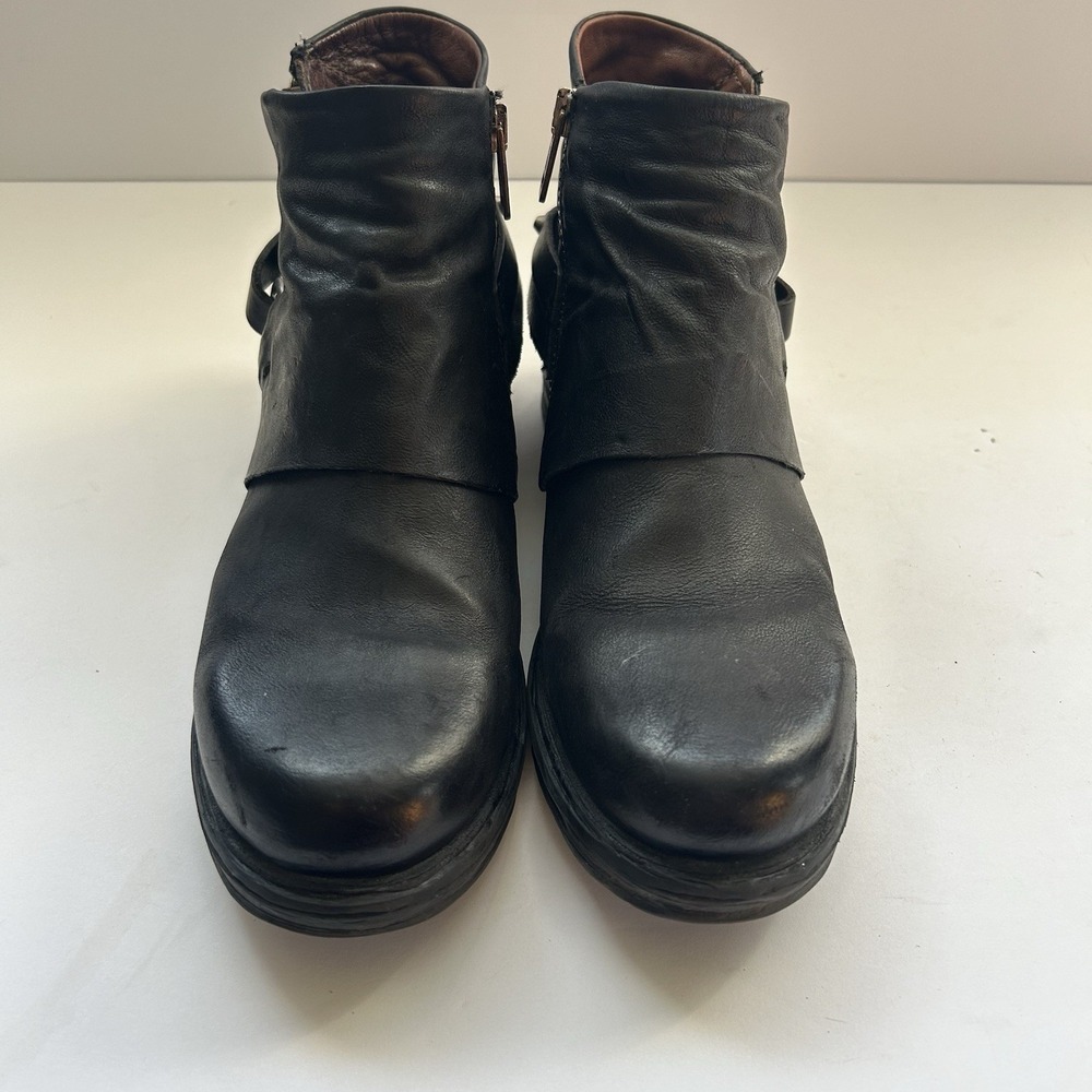 AS 98 Air Step Steve Black Leather Studded Moto Biker Ankle Zip Booties 37 6.5 - Picture 7 of 16